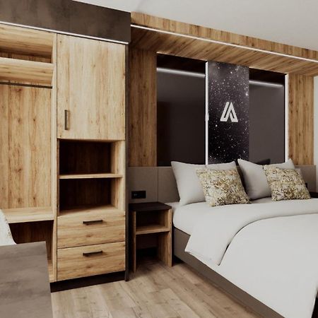 Alpinstyle Hotel Ишгль Экстерьер фото