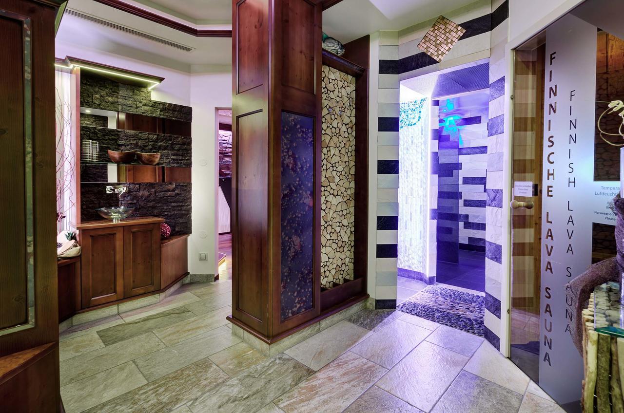 Alpinstyle Hotel Ишгль Экстерьер фото
