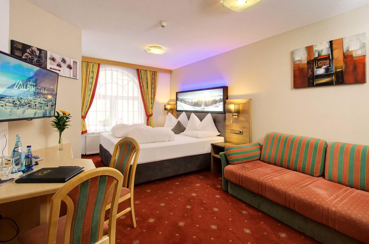 Alpinstyle Hotel Ишгль Экстерьер фото