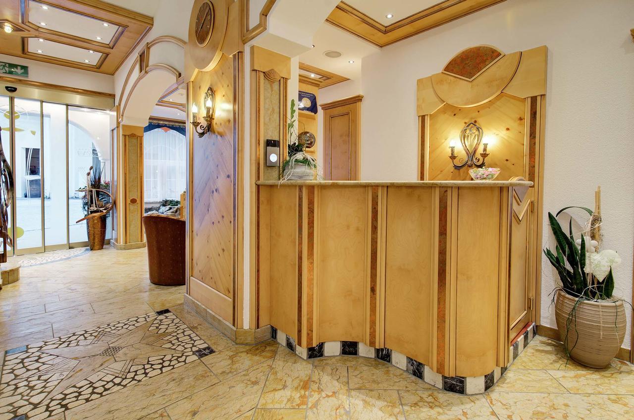 Alpinstyle Hotel Ишгль Экстерьер фото
