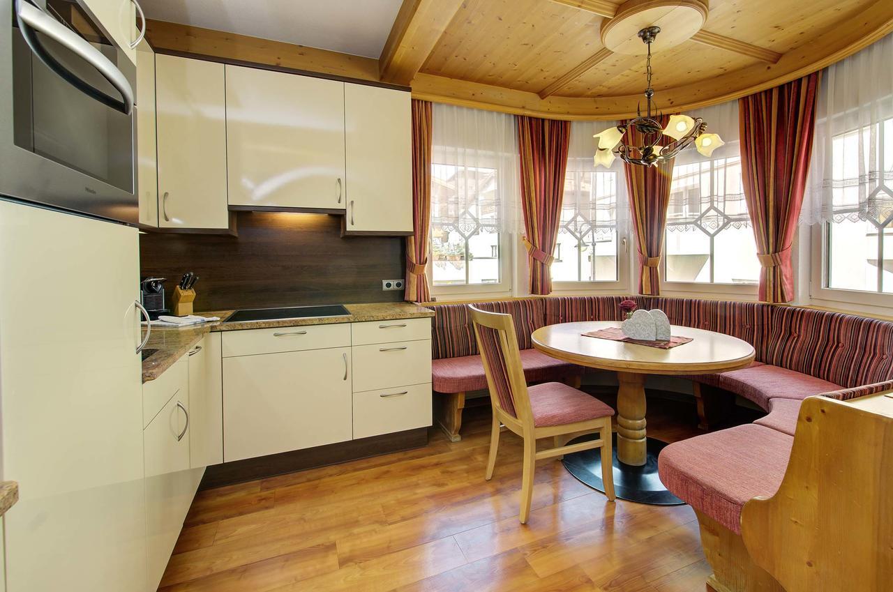 Alpinstyle Hotel Ишгль Экстерьер фото