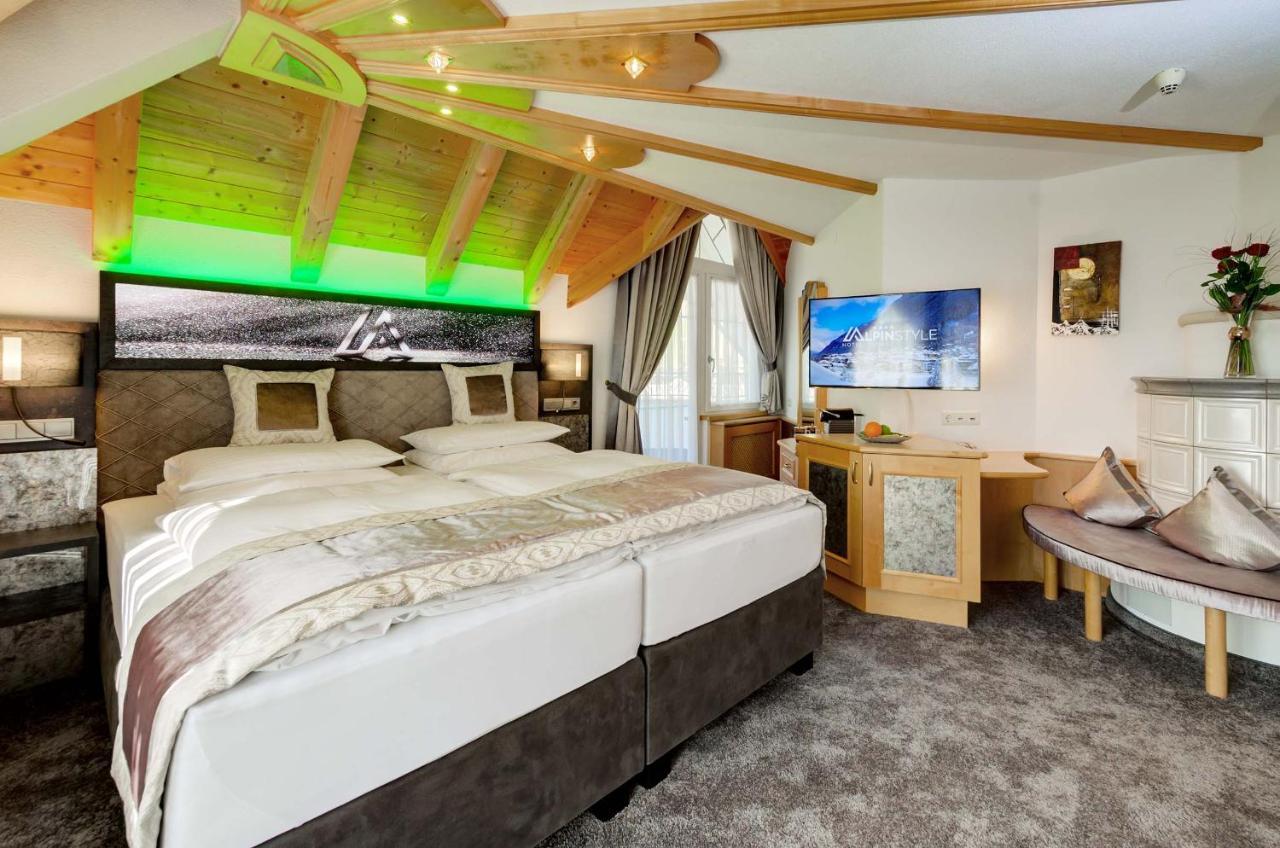 Alpinstyle Hotel Ишгль Экстерьер фото